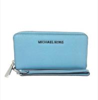 MICHAEL KORS JET SET TRAVEL PHONE WRISTLET 32T4STVE3L กระเป๋าคล้องข้อมือ MICHAEL KORS หนัง saffiano สีฟ้าอ่อน