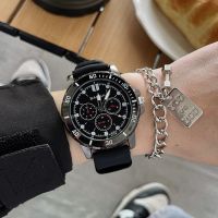 Watch mens new trend tritium gas European and American fashion personality simple and handsome sports style large dial silicone quartz watch