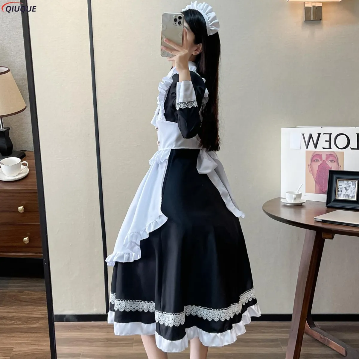 Women Maid Outfit Lolita Dress Cute Kawaii Cafe Costume Black White Men  Uniform Long Apron Dress Mucama Cosplay Costume 