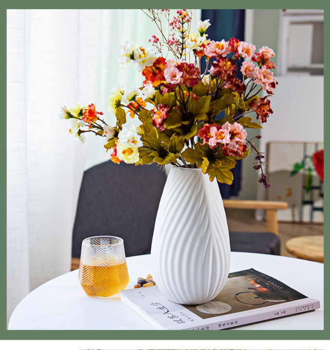 2022-new-ins-vase-decoration-small-fresh-ceramic-vase-white-arts-and-crafts-vase-veramics-northern-european-minimalist-style