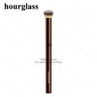 【cw】 Hourglass Concealer Synthetic Hair Angled Blending Metal Handle Makeup 1