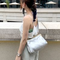 Chic Korean new Female silver color bag Classy vintage clip sling party bag