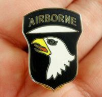 tomwang2012. WW2 US ARMY 101ST AIRBORNE COMBAT SERVICE IDENTIFICATION MINI BADGE INSIGNIA