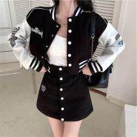 COD DSFGERTGYERE Korean Version Ready Stock Female Loose Sweet Spicy Baseball Uniform Short Jacket Slimmer Look Sports Suit A-Line Skirt Student Baju Raya 2023 Malay