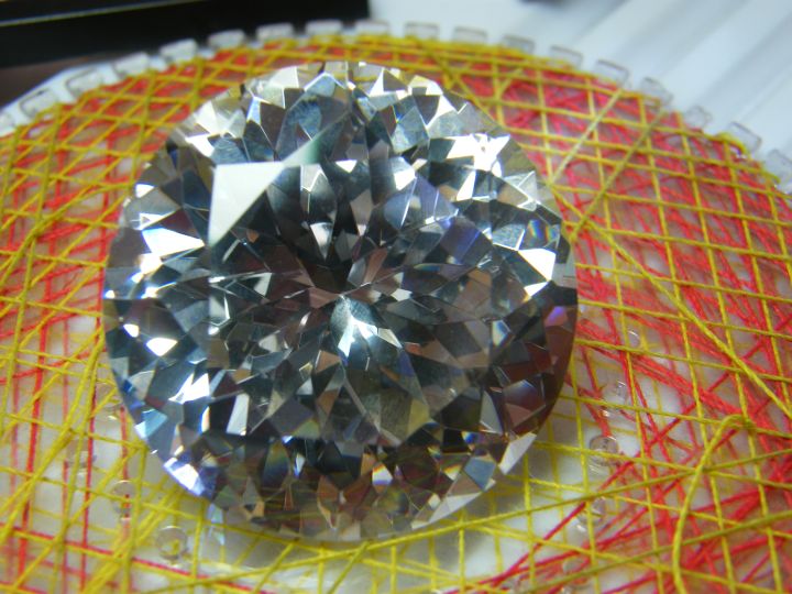 หนักรวม-3-กะรัต-carats-1-เม็ด-เพชรรัสเซีย-diamond-ทรงกลม-เจียระไน-เหลี่ยมเพชร-white-8-00-มม-mm-1-เม็ด-round-cut-thai-cut