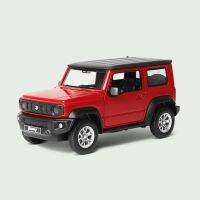 โมเดลยานพาหนะออฟโรด Suzuki Jimny แบบ1:26ของเล่นสองประตูโมเดลเก็บสะสมไฟเสียงเปิดใช้งานได้