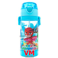 กระติกน้ำ 450ml. หลอดดูดแบบเด้ง ฝาใส มีหูหิ้ว และสายสะพาย ลาย PJ MASK (V2)