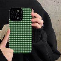 เคสโทรศัพท์สีเขียวลายตารางสำหรับ iPhone 14/13/12/11 Pro Max 12 13 Mini 6 6S 7 8 Plus X XR XS Max ปลอกโทรศัพท์แบบนิ่มกันกระแทกแฟชั่นที่สร้างสรรค์ฝาครอบโทรศัพท์พร้อมเลนส์กล้องคลุมทั้งหมดฝาครอบป้องกัน