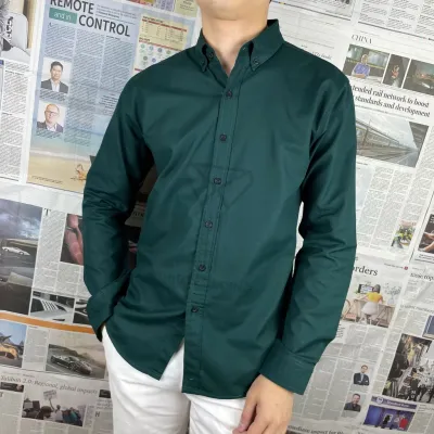 SHIRTFOLDING เสื้อเชิ้ต แขนยาวคอปก สีเขียวเข้ม / สีเขียวขี้ม้า / สีเขียว กระดุมดำ