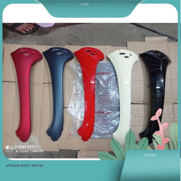 Sayap Kap Kanan Cover Body Depan Bagian Kanan Scoopy New Esp Prestige Sporty K F Original