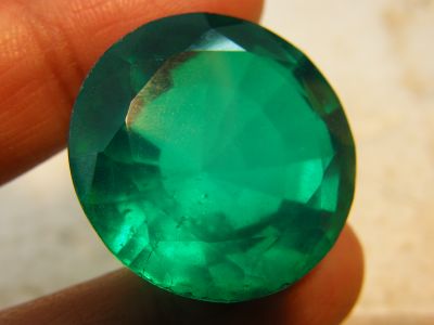 มรกต พลอย columbiaโคลัมเบีย  เอมเมอรัล Green Emerald  20X20 มม mm 36 กะรัต 1เม็ด carats  (พลอยสั่งเคราะเนื้อแข็ง)