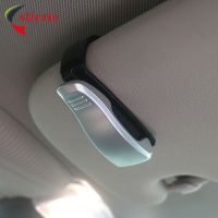 [แฟชั่น] Universal Car Auto Sun Visor กล่องแว่นตาแว่นตากันแดดคลิปการ์ดผู้ถือตั๋ว Fastener ปากกากรณีแว่นตา Accessories