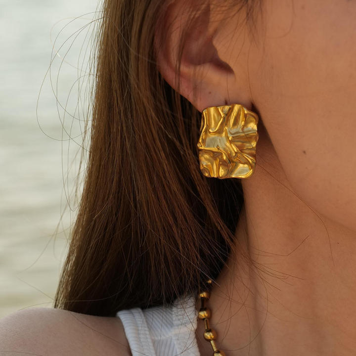 modern-stainless-steel-clip-on-earrings-edgy-irregular-geometry-earrings-elegant-cold-wind-clip-earrings-trendy-ruffled-clip-earrings-fashionable-stainless-steel-clip-earrings