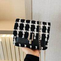 [COD] womens bag 2022 autumn new fashion simple casual chain plaid one-shoulder Messenger square