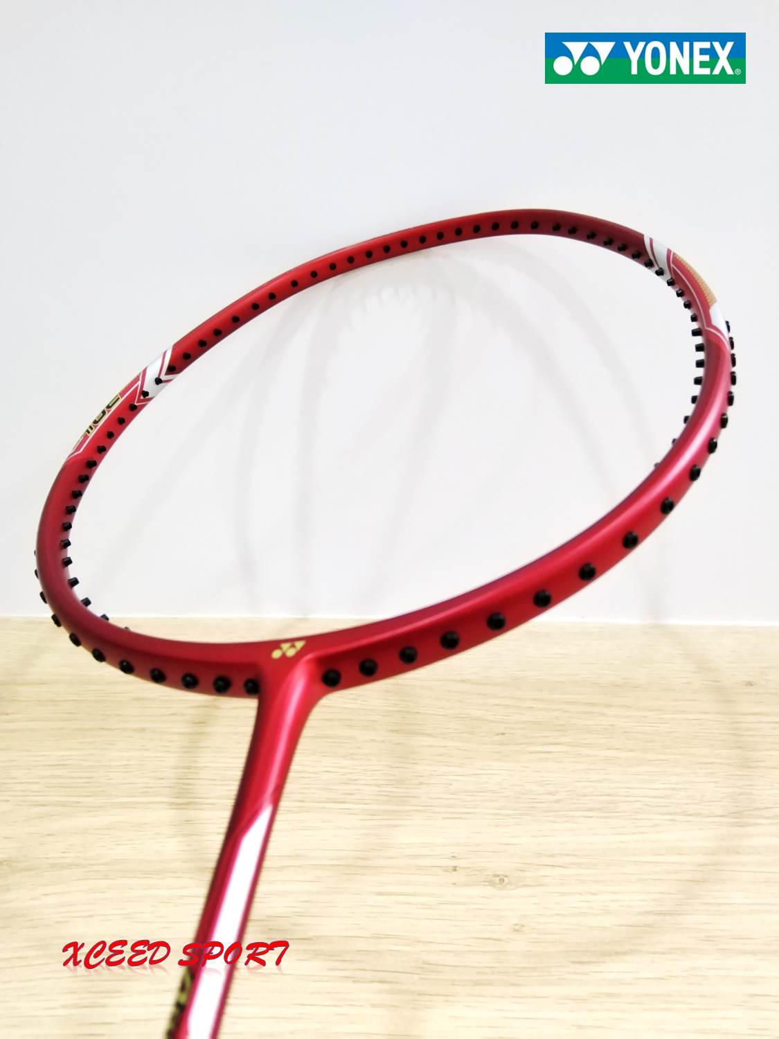 100% Original Yonex Arcsaber 71 Light Badminton Racket FREE String & Grip 