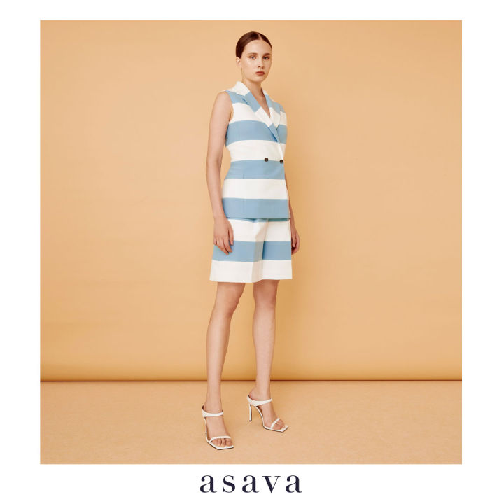 asava-aw22-jacqueline-signature-striped-shorts-กางเกงผู้หญิง-อาซาว่า-ขาสั้น-ตัดต่อผ้าลายทาง-กระเป๋าข้าง