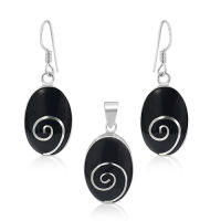 Silver thai Sterling Silver Spiral Design Onyx Oval Pendant and Earrings Set ต่างหูรูปวงรีก้นหอยพร้อมจี้สีดำเป็นเงินแท้925