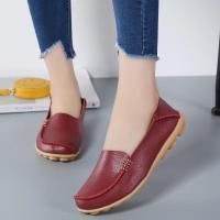 COD DSFGERTGYERE Avovi Women Casual Loafers Flat Leather Work Shoes Perempuan Slip on Kasut Plus Size 36-43