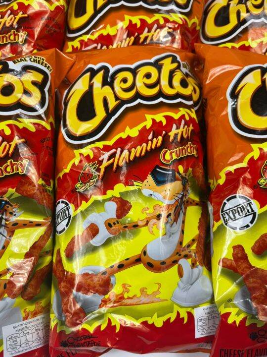 ชีโตสฟลามินชีสกรอบร้อน 226 กรัม Cheetos Flamin Hot Crunchy Cheese