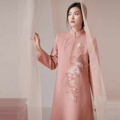 Qing Shuzhai เสื้อขนสัตว์ปักสไตล์จีนรุ่นปรับปรุงของชุด Cheongsam สไตล์ย้อนยุคกลางความยาว