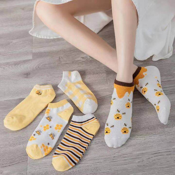 WOVOW 5Pairs of POUCH Fashion bees Ankle Socks CSWZ20 Lazada PH