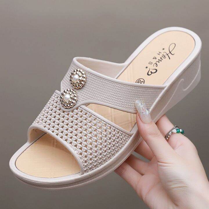 para sa kadakilaan shoes