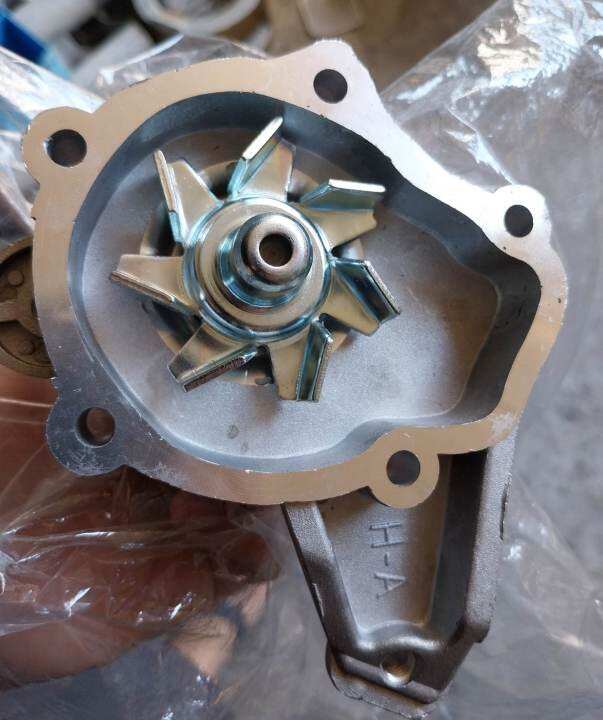 Suzuki Multicab Carry F5a, F5b, F6a Water Pump 