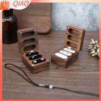 QIAO ที่นั่งสามที่นั่ง กล่องเครื่องประดับอัญมณี เคสของขวัญ ทำจากไม้ กล่องเก็บแหวน ของใหม่ เรโทร กล่องแสดงแหวนคนรัก การหมั้นหมาย