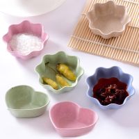 New Seasoning Dishes Saucer Wheat Straw Tableware Heart Flower Round Shape Home Restaurant Kitchen Sauce Snack Fruit Candy Plate