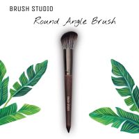 BRUSH STUDIO Tropical : Round Angle Brush แปรงคอนทัวร์