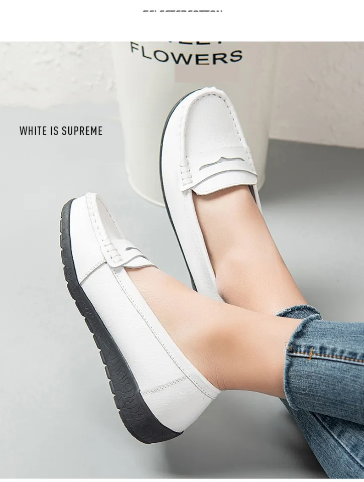 White deck 2025 shoes womens