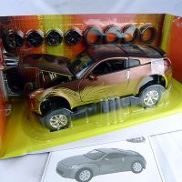 Nissan 350Z F &amp; F แม่พิมพ์ตายสเกล1:18แบบจำลองรถจากโลหะอัลลอยด์โมเดลโลหะเครื่องประดับงานอดิเรกของเล่นของขวัญของสะสมแสดงผื่นเล็กน้อย