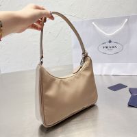 [พร้อมกล่อง] Prada Hobo กระเป๋าถือ กระเป๋าสะพายไหล่ ผ้าไนล่อน แฟชั่นสําหรับสตรี