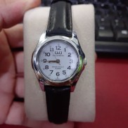 Đồng hồ nữ dây da Q&Q EL31 solarmate 2 hand si Nhật