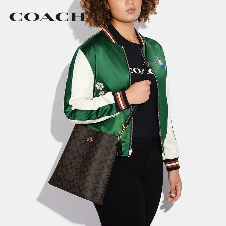 coach-กระเป๋าสะพายไหล่ผู้หญิงรุ่น-mollie-bucket-bag-in-signature-canvas-สีน้ำตาล-ca561-imaa8