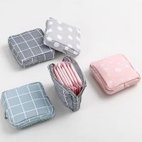 【YF】✾  Small Make Up Organizer Makeup Sanitary Storage Toiletry