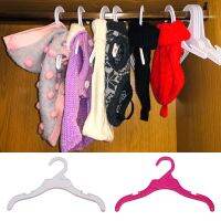 10ชิ้นเซ็ตที่เก็บเสื้อผ้าสำหรับสัตว์เลี้ยง Dog Cat ราวแขวนเสื้อผ้า Dogs Coat Hanger Plastic Puppy Big Dog Hanger Sl Supplies