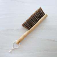 ?โปรดี!! - Wooden brush : แปรงปัดที่นอน แปรงทำความสะอาด ด้ามไม้ ขนแปรงนิ่ม Very Hot แปรงทำความสะอาดไฟฟ้า