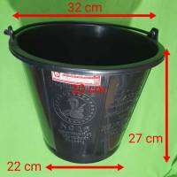 X1 12 ลิตรถังน้ำพลาสติกแข็งแรง 2.5 แกลลอนด้ามเหล็กเคลือบพลาสติก Strong Rigid Light Weight Bucket ใช้ใส่น้ำหรือดินในบ้านหรือในสวน เส้นผ่านศูนย์กลาง 32 ซม. สูง 27 ซม. ผลิตและจำหน่ายในประเทศไทย จัดส่งที่รวดเร็ว