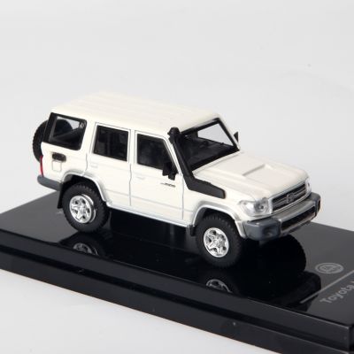 In Stock 1/64 Scale Land 76 Alloy Car Model Collection Ornament Souvenir Die Casting Childrens Toys Adult Gift
