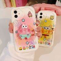 เคส RouJiang สำหรับ iPhone 15 14 13 12 11 Pro Max X XR Xs Max 8 7 6S Plus SE 2020อนิเมะการ์ตูนคลาสสิกฟองน้ำน่ารักและเคสมีขาตั้งโทรศัพท์สำหรับเพื่อนที่ดีของเขา