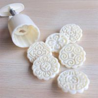 6pcs 3D Flowers Stamps Moon Cake Decor Mould Barrel Round Mooncake Mold 50g Pastry Mooncakes Hand DIY Tool Drop Shipping