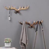 Creative Resin Deer Antler Key Hook Multifunctional Vintage Animal Deer Horn Decorative Wall Hook Coat Hangers for Porch Bedroom Picture Hangers Hooks