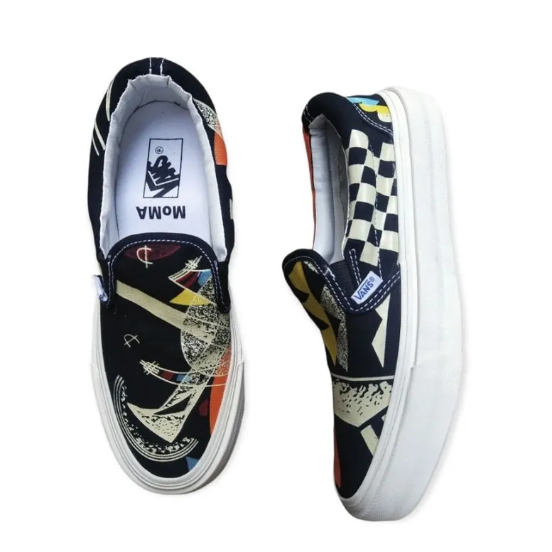 moma vans slip on