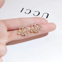 Fashion earrings ต่างหูเงินแท้925 เวอร์ชั่นเกาหลีแฟชั่น  รูปแบบใหม่ (สินค้าพร้อมจัดส่ง)