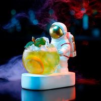 Creativity Cocktail Glasses Glowing Astronaut Cups Personalized Bar Decor Luminous Mixed Wine Cup Molecular Special Juice Drink Cups  Mugs Saucers