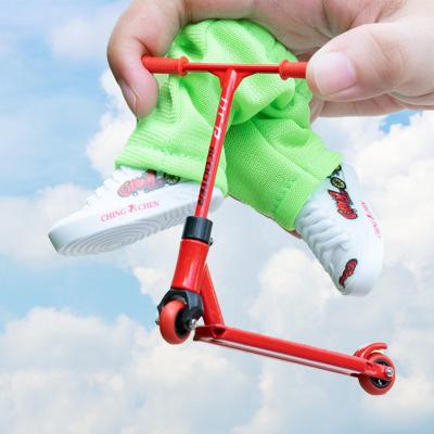 Alloy Finger Scooter Finger Toy Skateboards With Pants Shoes Skateboard Finger For Gift And Mini Tools Scooter Finger Toy Toy F1D4