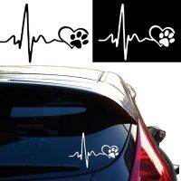 【car parts】 ECG Love Dog Footprint สติกเกอร์รถรูปลอกหน้าต่างอัตโนมัติตกแต่งแล็ปท็อปอุปกรณ์เสริมในรถยนต์การ์ตูนสร้างสรรค์น่ารักสีดำ/ ขาวสติกเกอร์