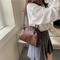 COD DSGERTRYTYIIO Large Bag Womens Bag 2022 New Korean Version Retro Shoulder Bag Niche Design Underarm Tote Bag Commuter Bag