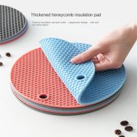 【CW】 14cm/17cm Coasters Resistant Silicone Round Placemat Non-slip Table Decoration Tableware